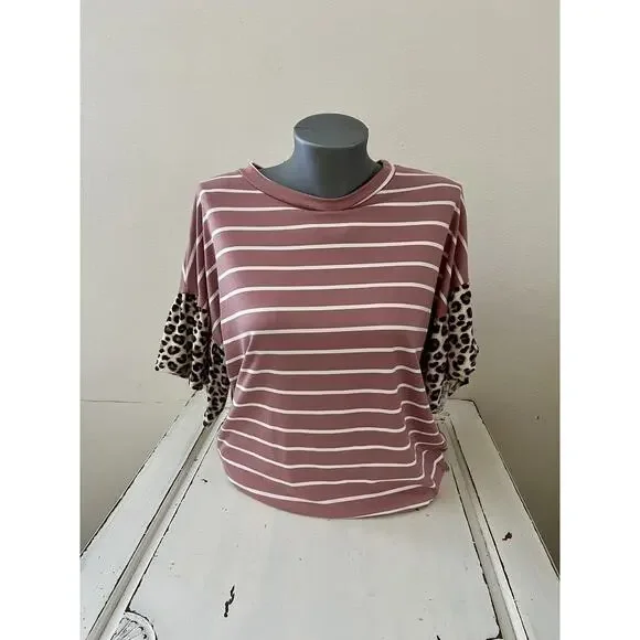 Haptics Women’s Striped Top With Leopard Print Sleeves Size Large - Picture 2 of 7